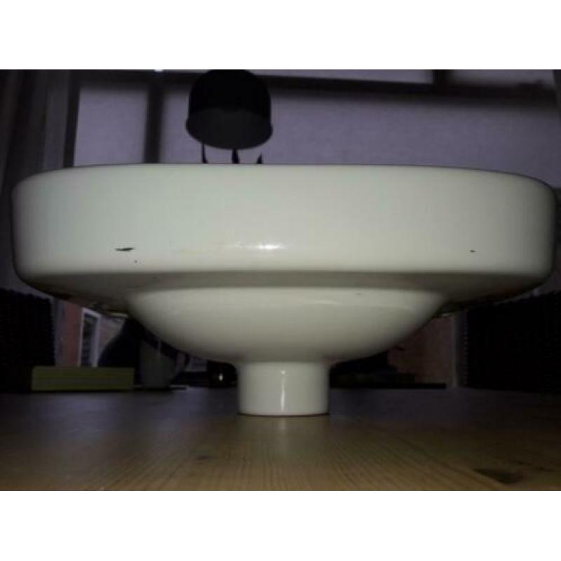 Nette fontein voor in de wc
