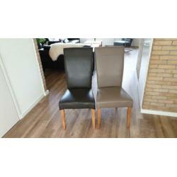 6 mooie stoelen weg ivm overcompleet