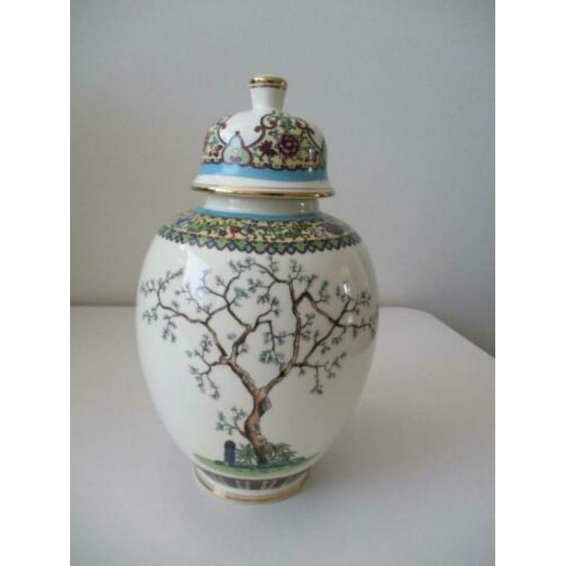 Oud Chinees kaststel, 3 stuks
