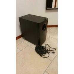 Onkyo SKW-501 actieve subwoofer in goede staat