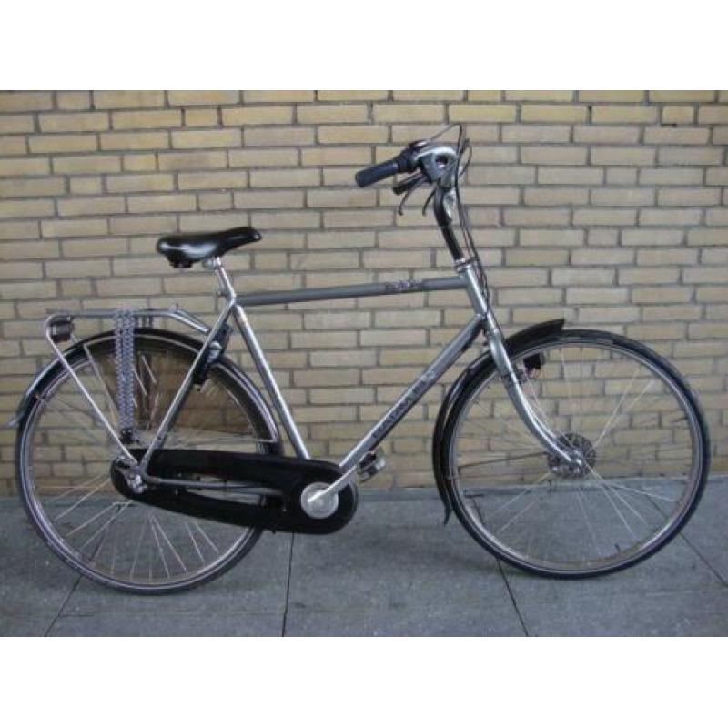 Vandaag al fietsen op deze Batavus Future stads heren fiets