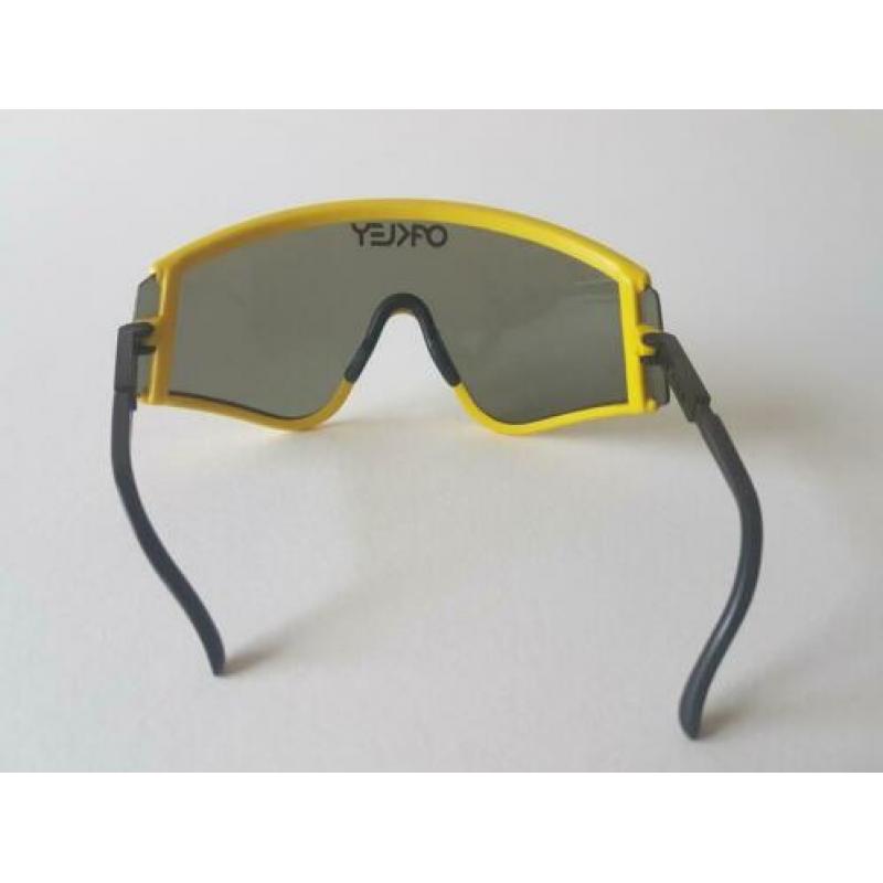oakley vintage 80's sport/ ski zonnebril in zeer goede staat