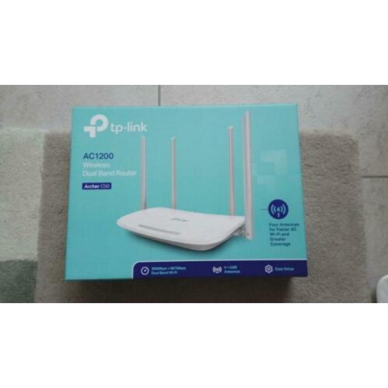 TP-Link AC1200 router.