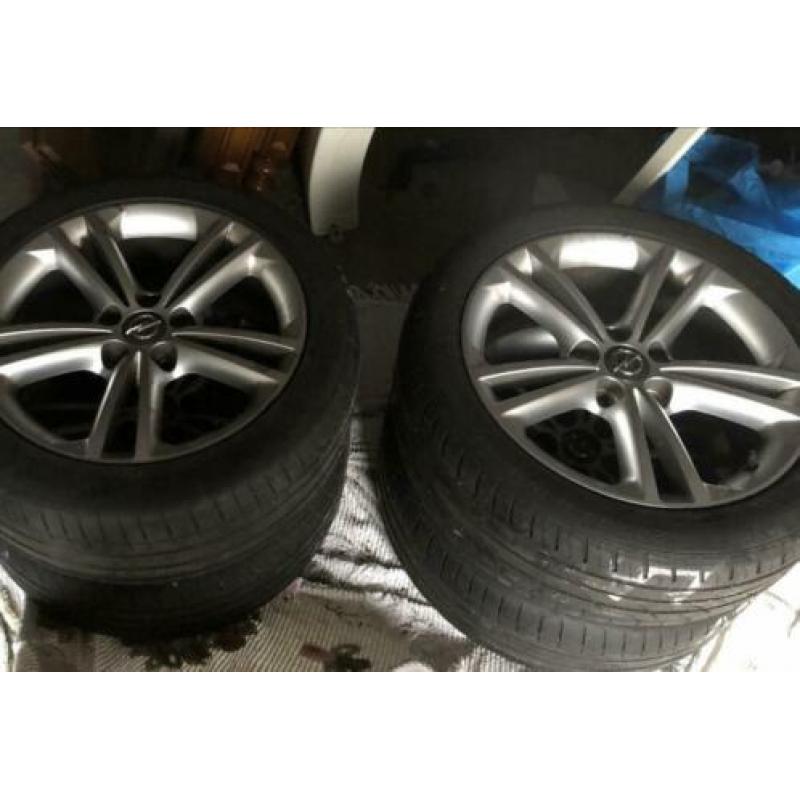 18 inch Opel velgen 5x120 zomerbanden