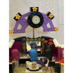 3. Lego Friends 41104 popstar dressing room