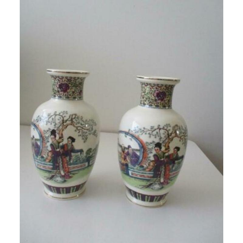 Oud Chinees kaststel, 3 stuks