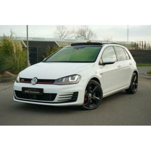 Volkswagen Golf 2.0 TSI GTI Performance DSG|Panoramadak|ACC|