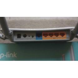 TP-Link AC1200 router.