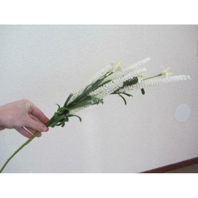 Witte kunst bloem