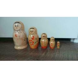 Houten babushka poppetjes, authentiek USSR!