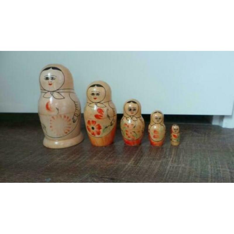 Houten babushka poppetjes, authentiek USSR!