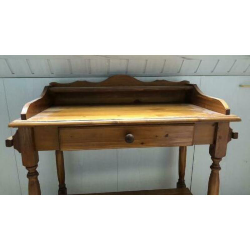 Tafel met lade