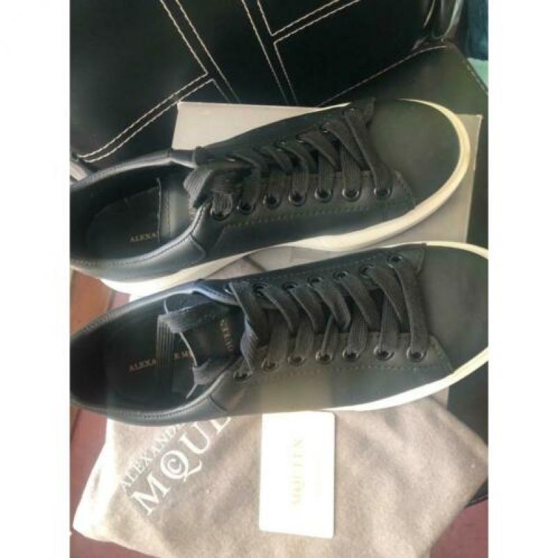 Alexander Mcqueen