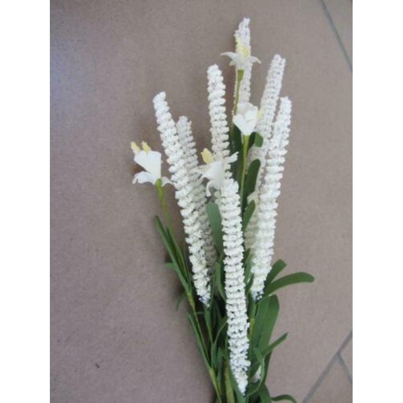 Witte kunst bloem