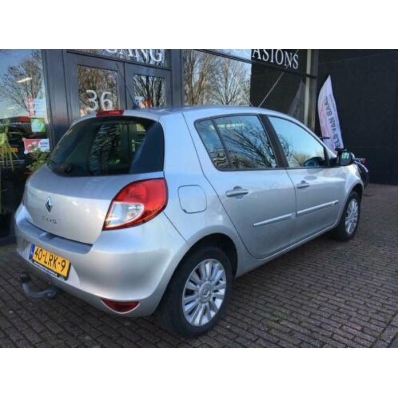 Renault Clio Nieuwstaat/5-Drs/Airco/Dealer Onderhouden