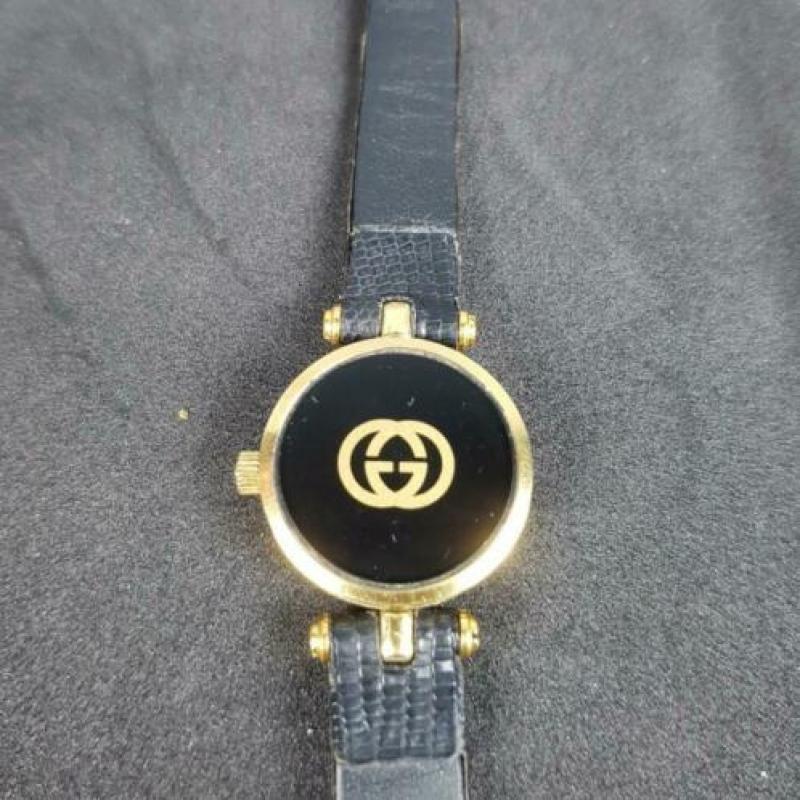 Gucci Horloge Vintage 2000m 18k Goud Verguld Unisex Leer
