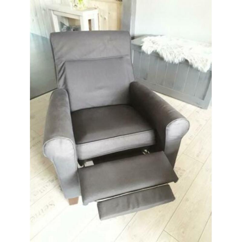 relaxstoel Ikea 'muren' antraciet/zwart