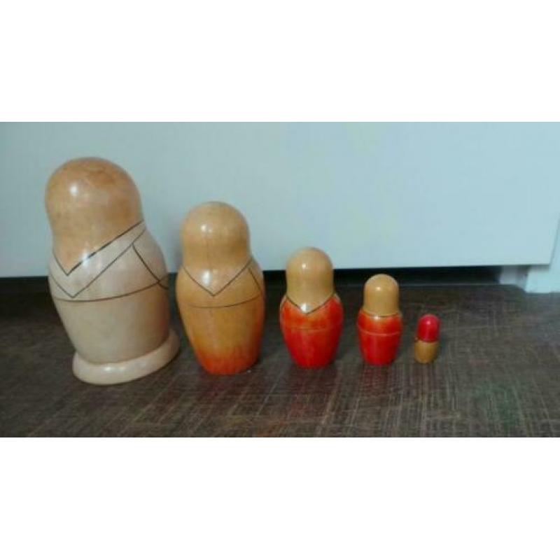 Houten babushka poppetjes, authentiek USSR!