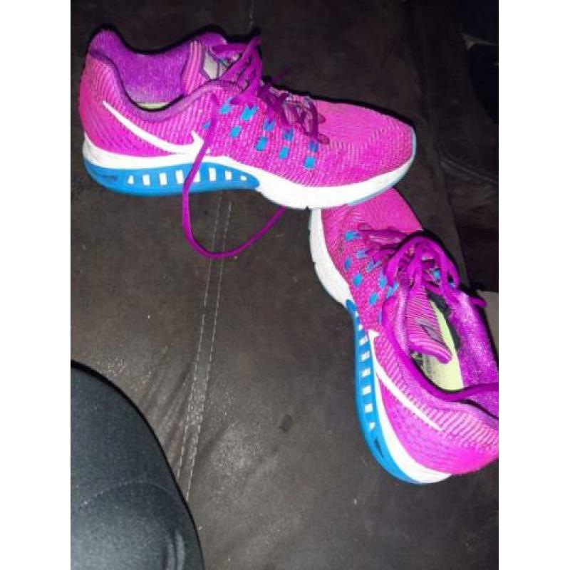 Nike hardloopschoenen maat 42 zo goed als nieuw