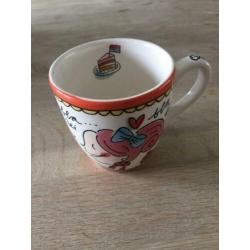 Blond Amsterdam koffie kopje bla bla rood
