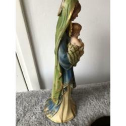 Maria beeldje 20 cm kroontje is helaas afgebroken
