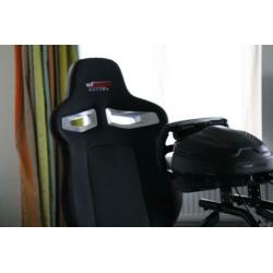 Compleet Racingset (o.a. ThrustmasterT300 + T3PA Pro Pedals)