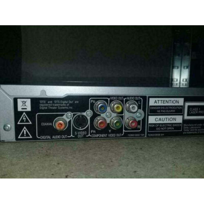 DVD speler met scartkabel