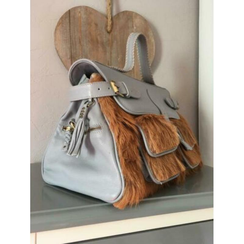 Luxe nieuwe tas van dik rundleer met koeienhuid Cha.