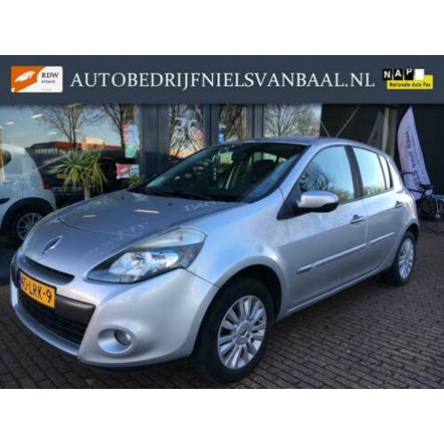 Renault Clio Nieuwstaat/5-Drs/Airco/Dealer Onderhouden