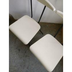 Vintage dressboy stoeltjes van Wim Rietveld.