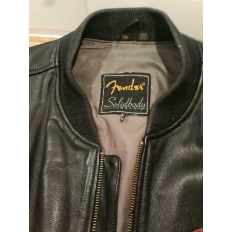 orgineel fender lederen bomber jack voor de fender freak !