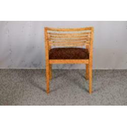 12 Knoll Ricchio stoelen bij TheReSales