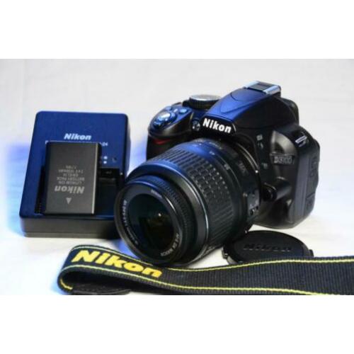 Nikon D3100 met 18-55mm VR in SUPERSTAAT slechts <4600 click