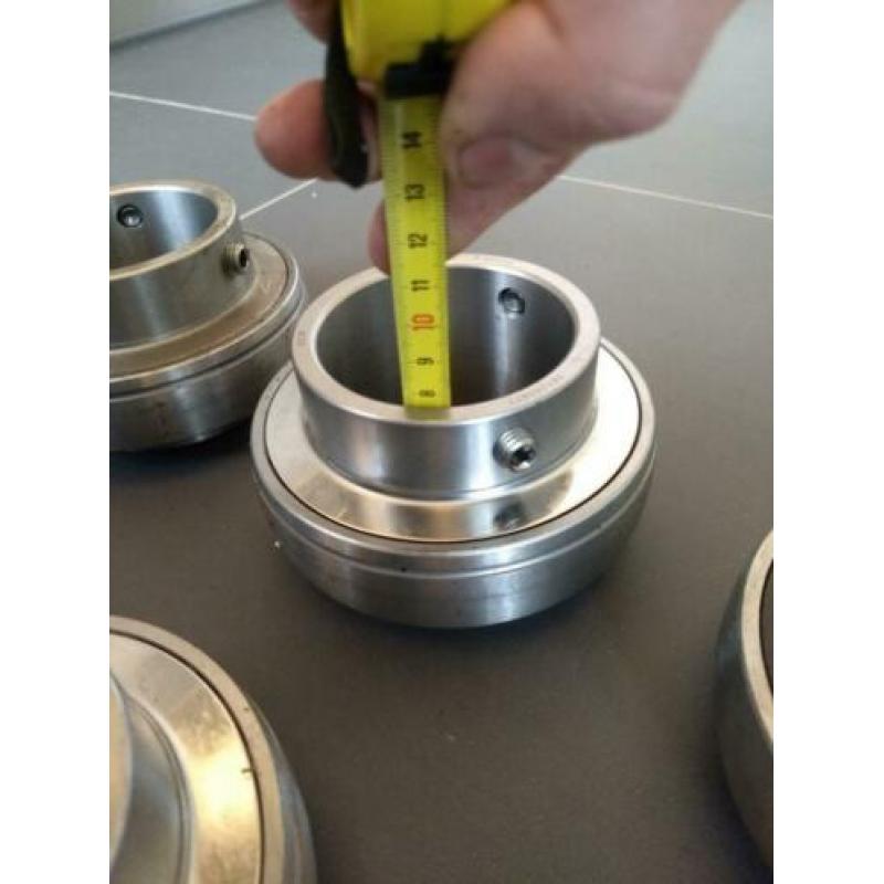 Te koop 4x lager Asmaat 75 mm