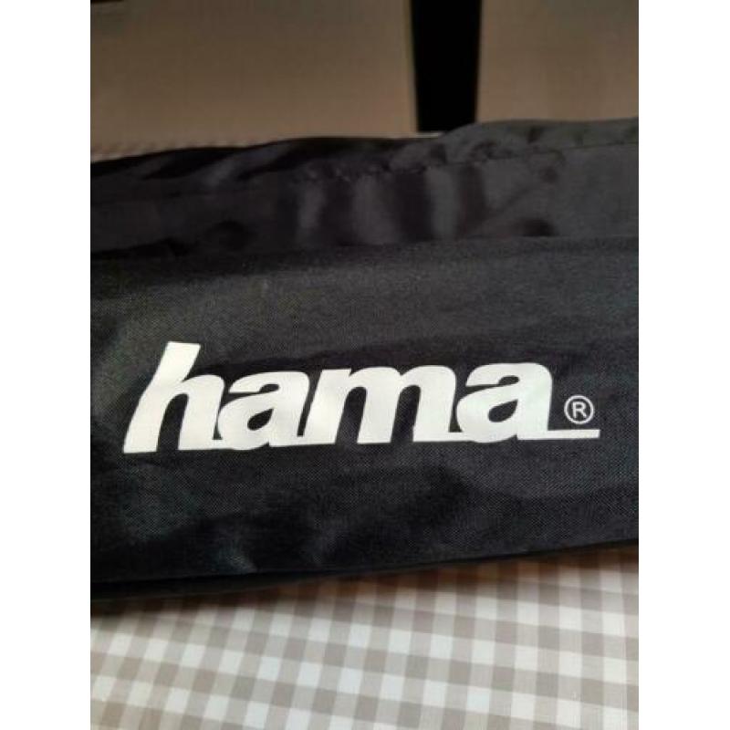 Hama statief en 2 fotodoeken zwart/wit.