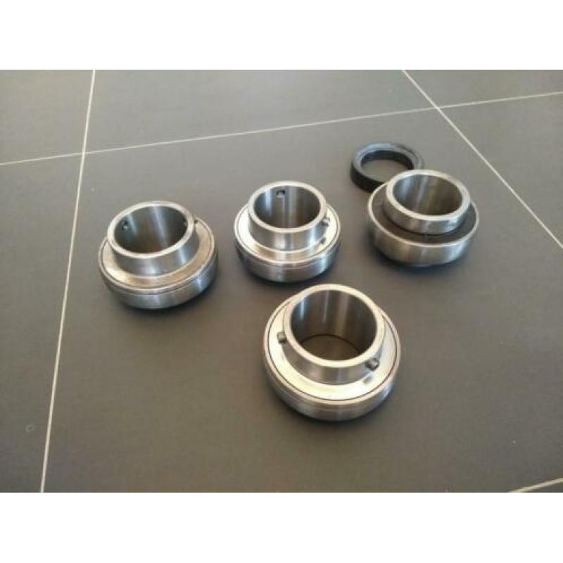 Te koop 4x lager Asmaat 75 mm
