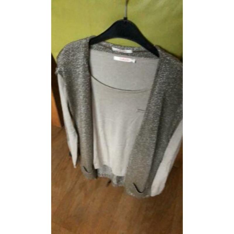 Dames set trui en vest nieuw maat M