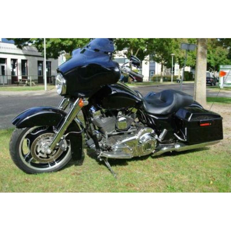 Harley-Davidson Street Glide FLHX