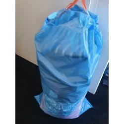 Zak vol dames kleding maat m