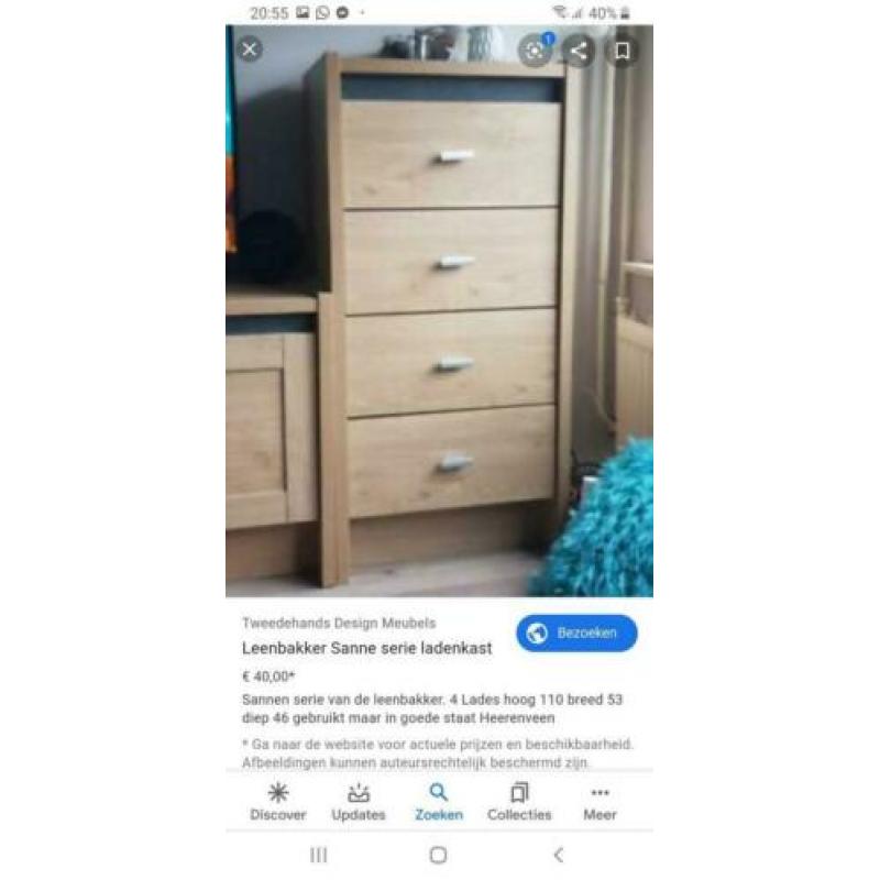 Hele set. Vitrine kast. Eet tafel. Lade kast en dressoir.
