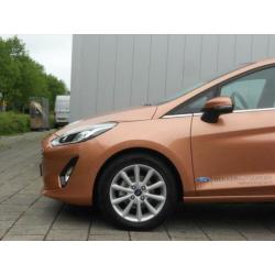 FORD Fiesta Titanium | 1.0 EcoBoost 100PK | Speciale kleur |