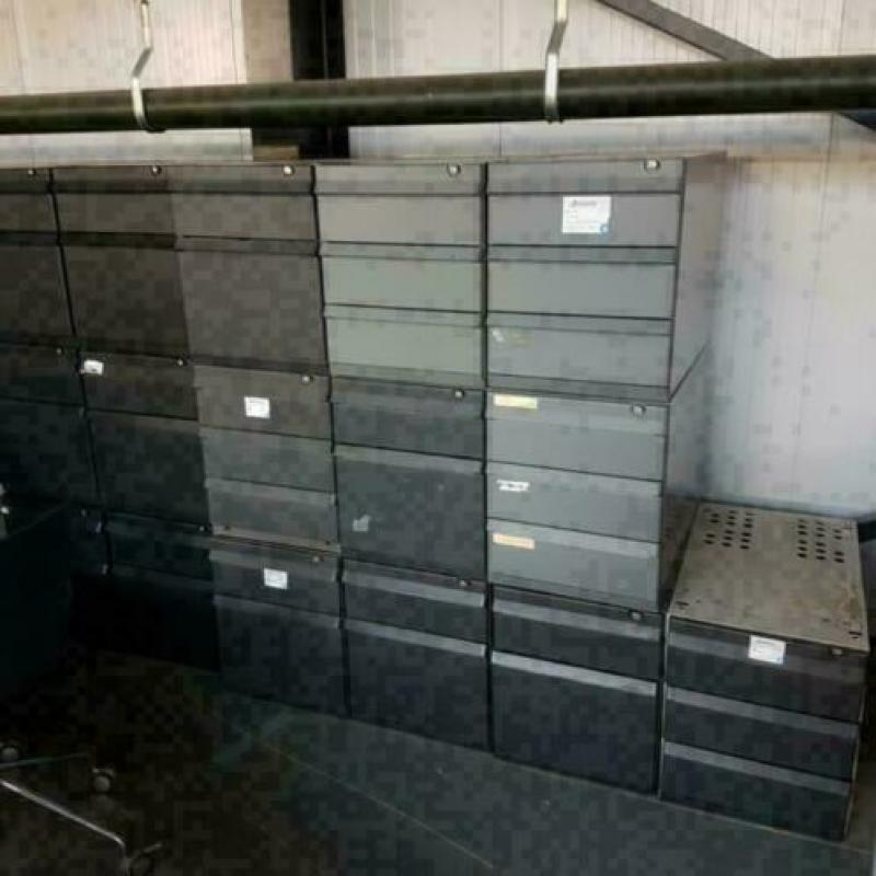 stalen ladekasten gereedschap laden kasten werkbank