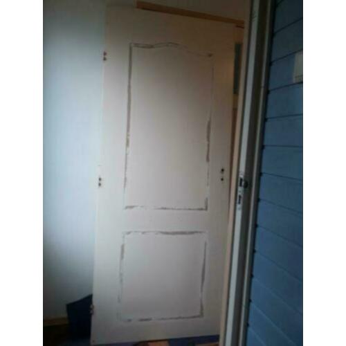 Gratis eenvoudige (hardboard) binnendeur. 201x82,5.