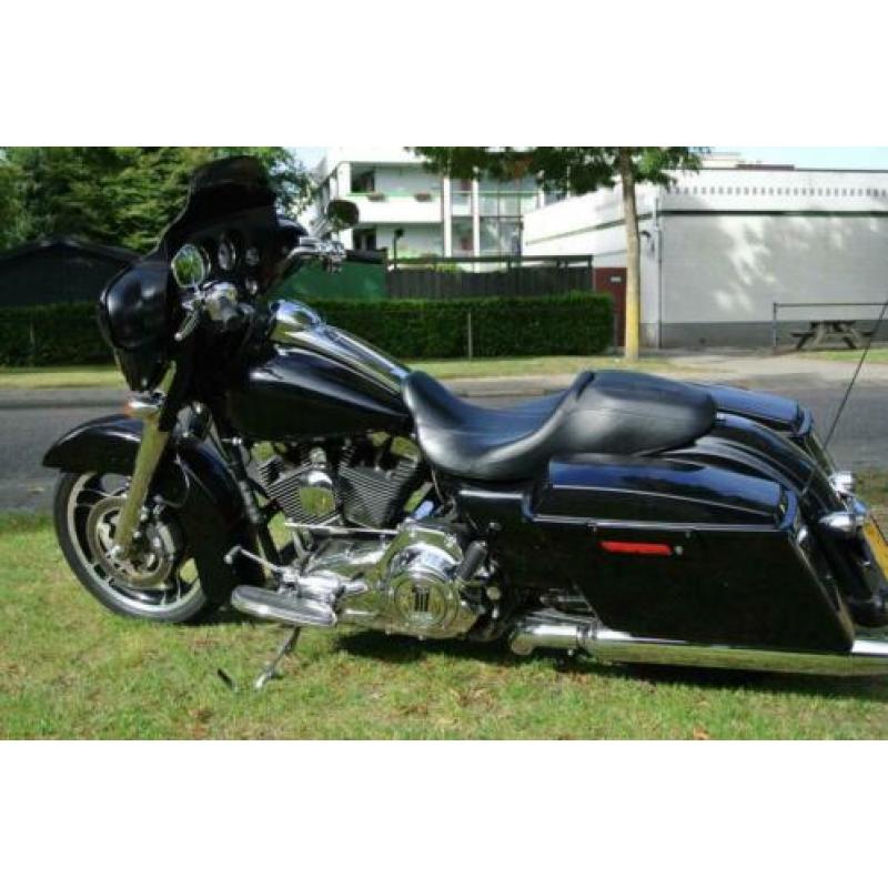 Harley-Davidson Street Glide FLHX
