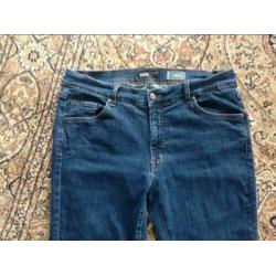 Jeans van Angels, maat 46