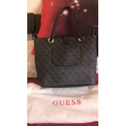 Guess Tas helemaal nieuw