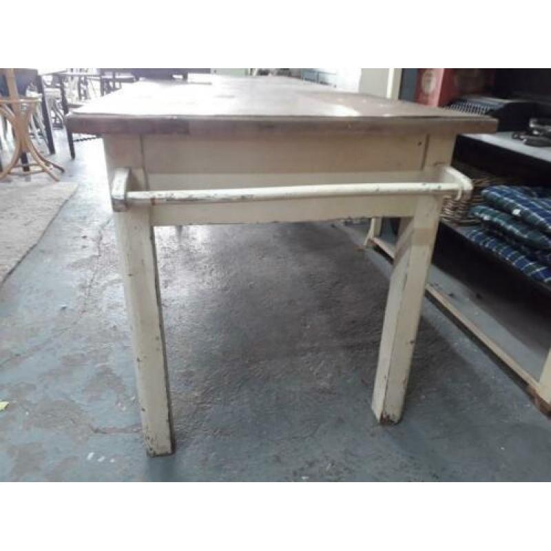 Vintage/industriële werktafel