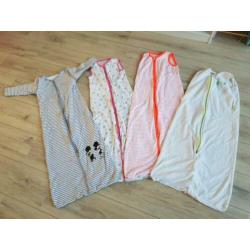 4 zomerslaapzakken 3x 86-104 HEMA 1x110 funnies