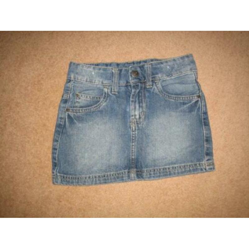 meisjes kleding 122/128/134