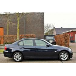 BMW 3-serie 318i Business Line AUTOMAAT, CLIMA, CRUISE, NAVI